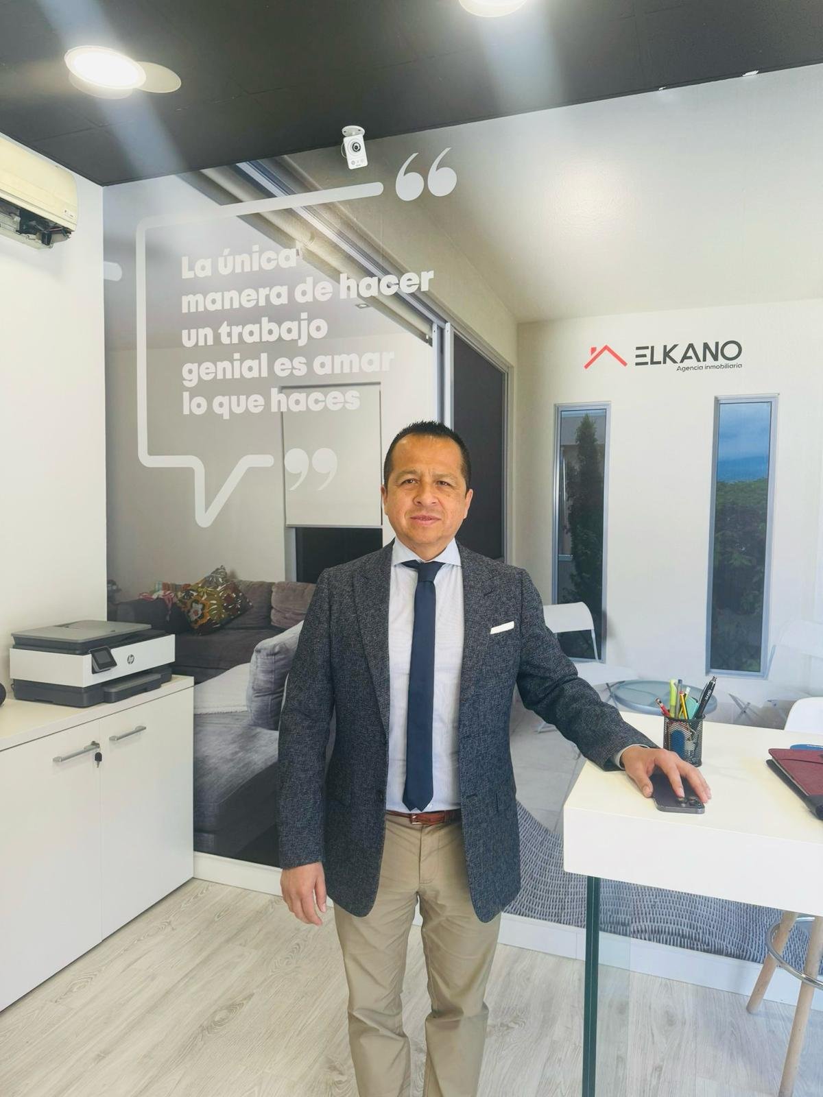 WhatsApp Image 2024-04-10 at 16.00.32 (1)