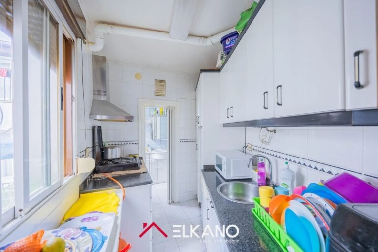 Inmobiliaria Elkano - Calle del Perro - Casco viejo (20)