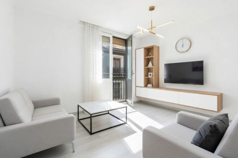 Inmobiliaria Elkano - Calle del Perro - Casco viejo (23)
